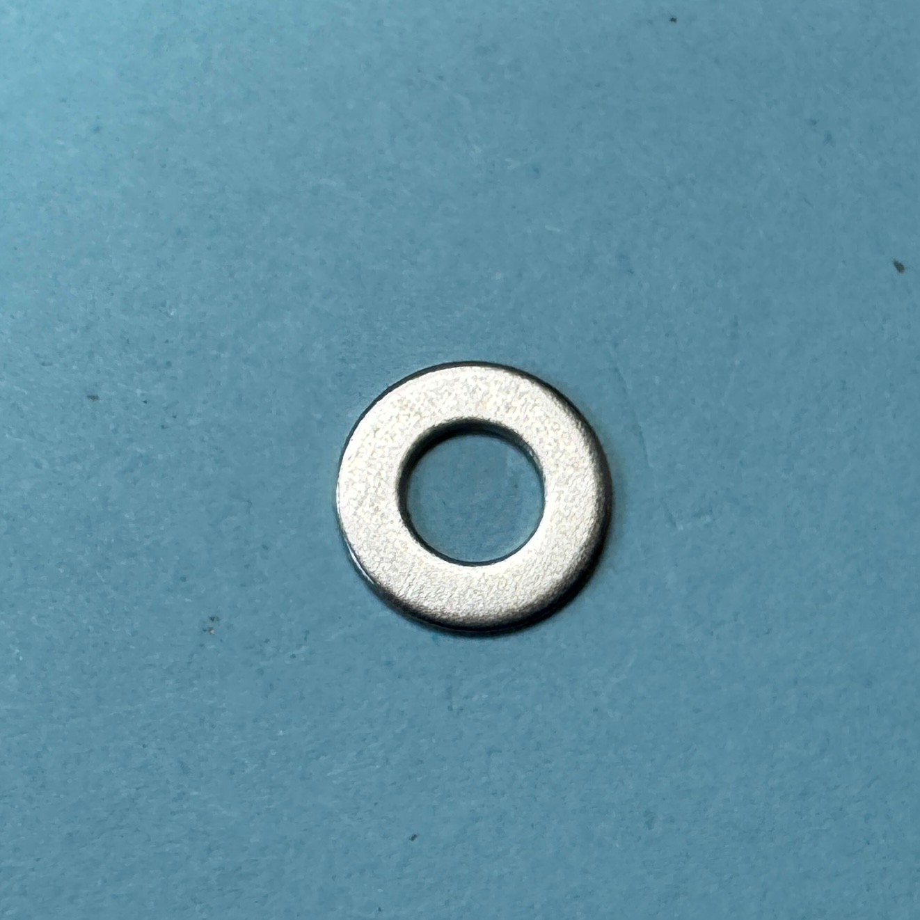 592-05 NEEDLE PACKING WASHER